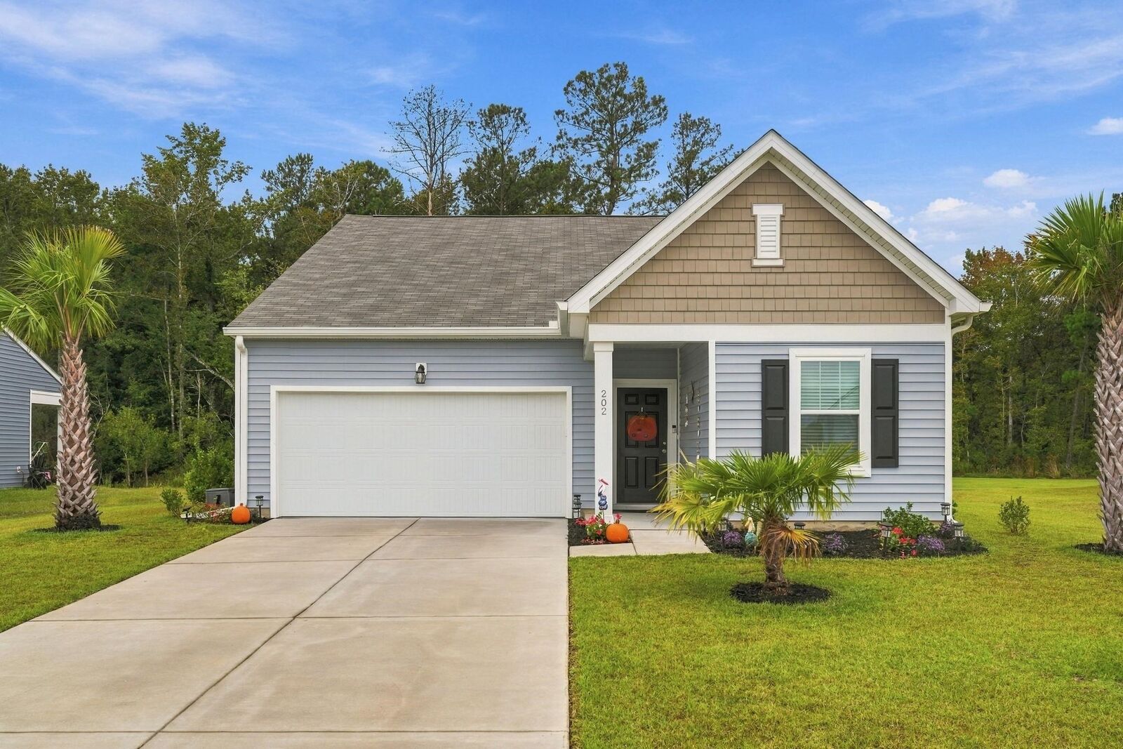 Property Photo:  202 Linares St.  SC 29569 