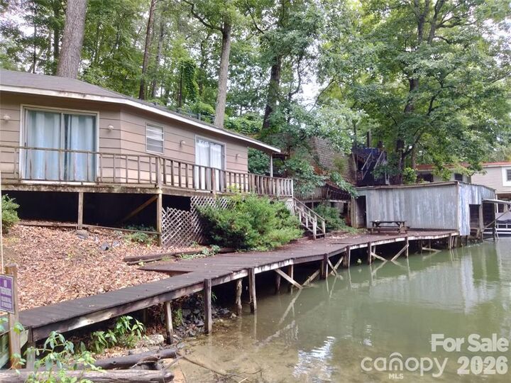 Property Photo:  127 Rock Crest Cove  NC 28746 