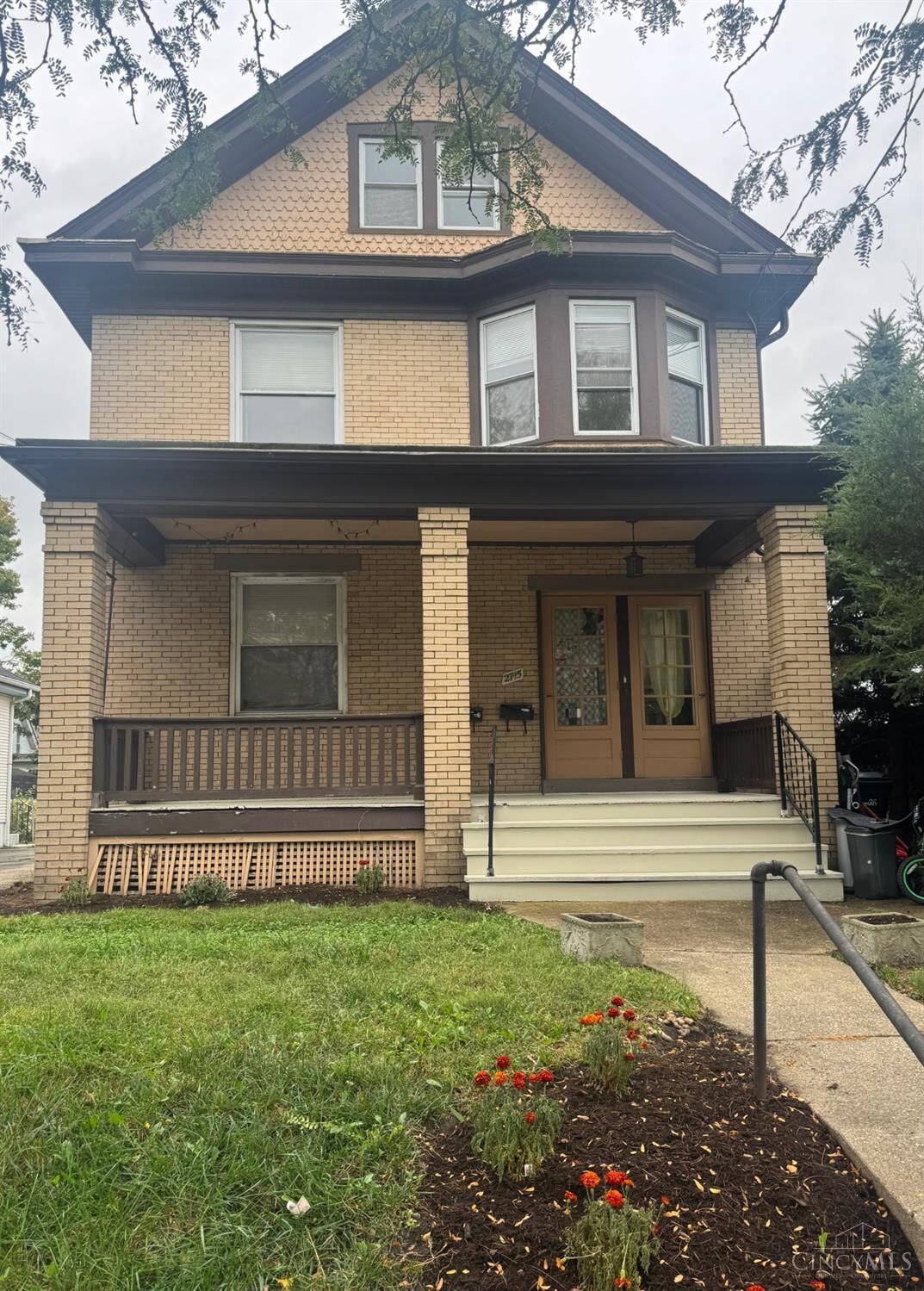 Property Photo:  2715 Markbreit Avenue  OH 45209 