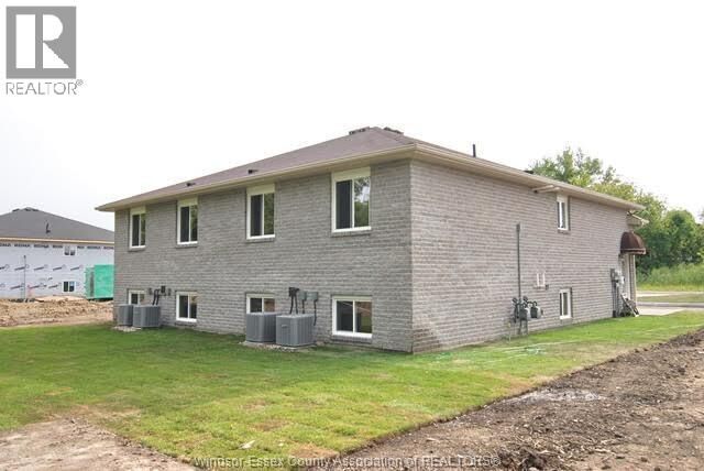 Property Photo:  1810 Northway Lower - D  ON N9B 0A6 