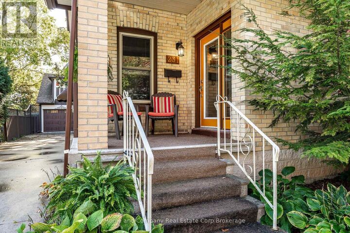 Property Photo:  231 Church Street  ON N5A 2R7 