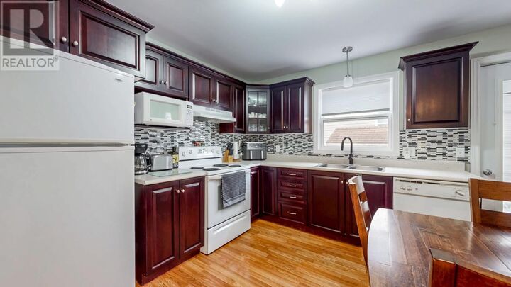 Property Photo:  123 Edison Place  NL A1E 6K5 