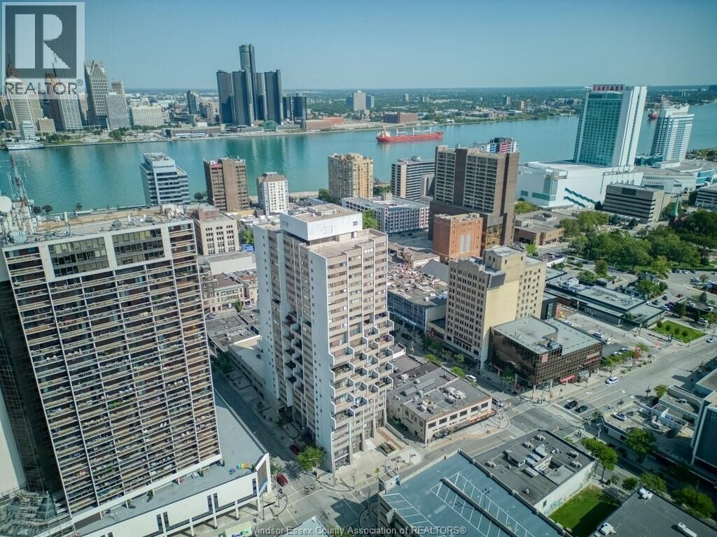 Property Photo:  380 Pelissier Street 405  ON N9A 6V7 