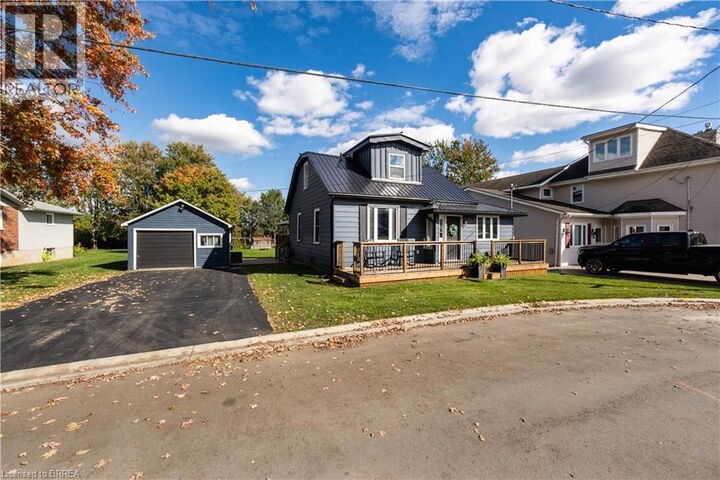Property Photo: 54 Railway Street East ON N0J 1V0
