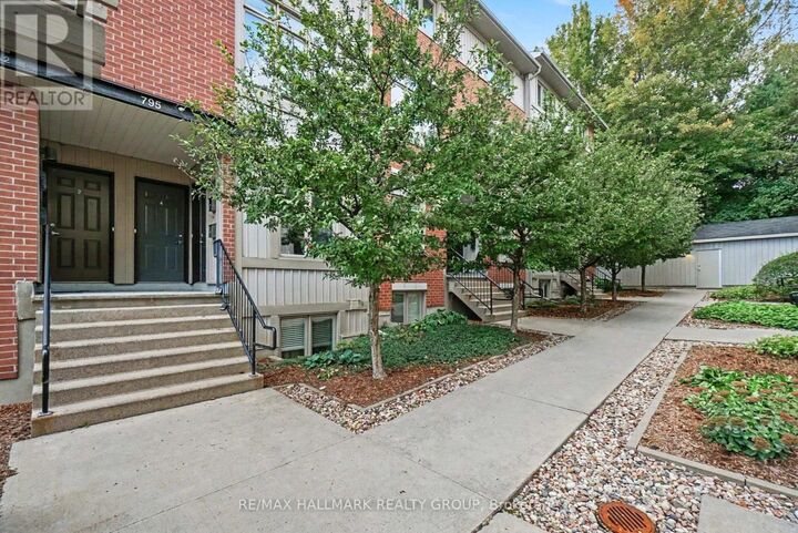 Property Photo:  795 Montreal Road 4  ON K1K 0S9 