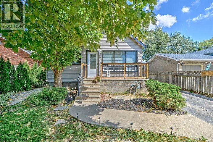Property Photo:  3262 Clemenceau  ON N8T 2R7 