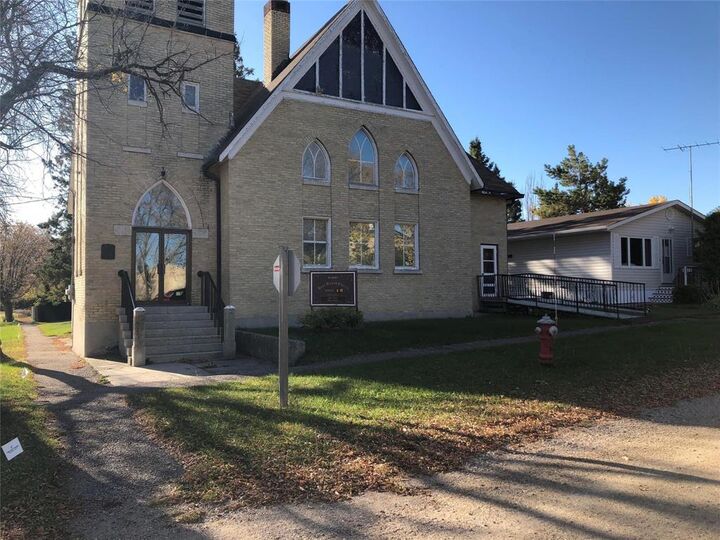 Property Photo:  202 Second Street South  MB R0K 0C0 