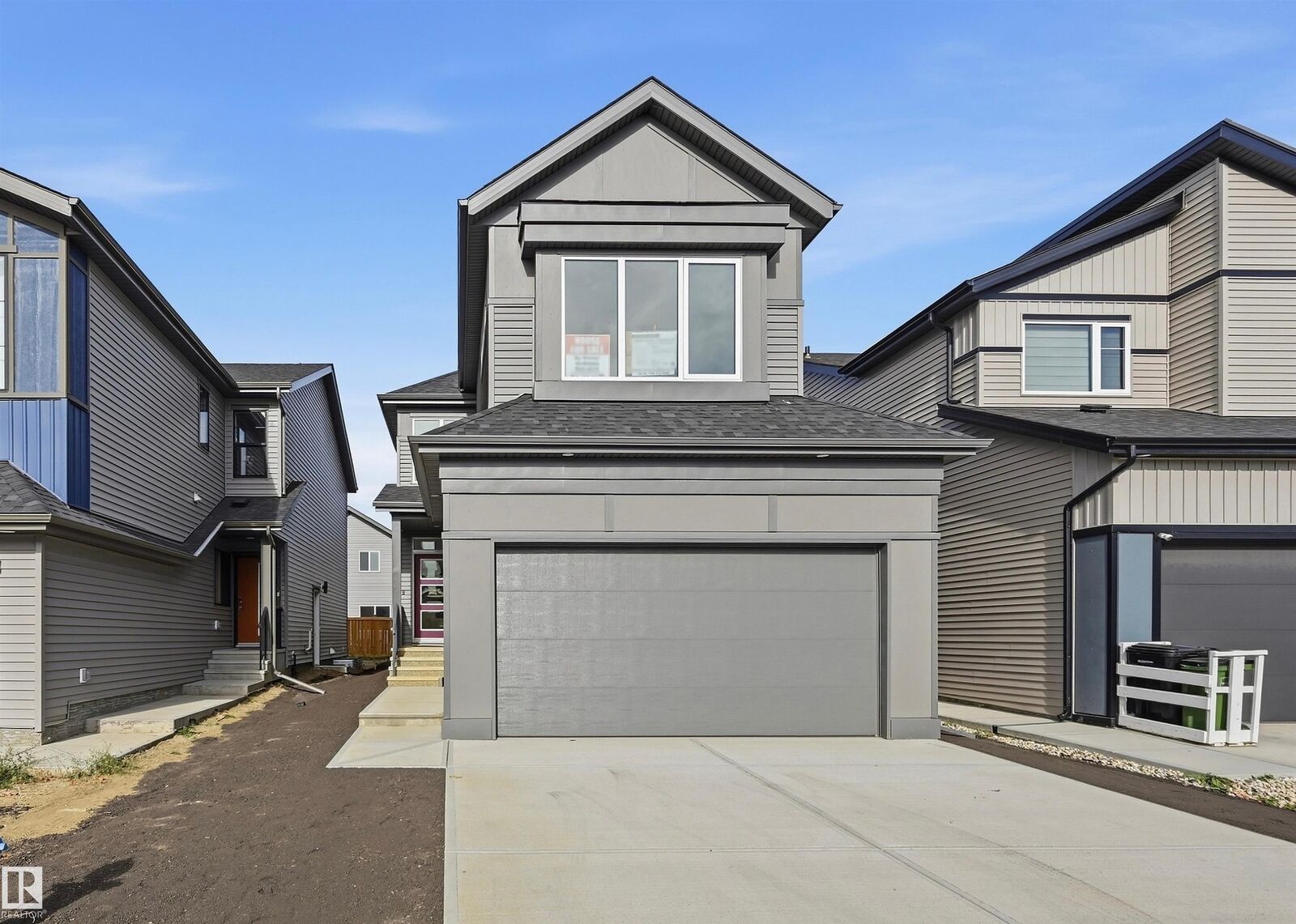 Property Photo: 3050 Dixon Landing Landing SW AB T6W 5L2