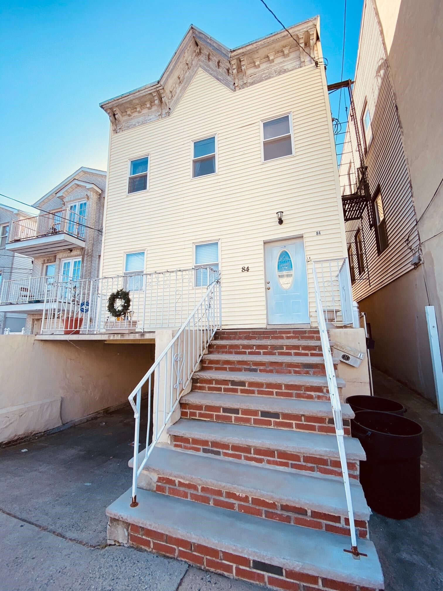 Property Photo:  84 West 20th St  NJ 07002 