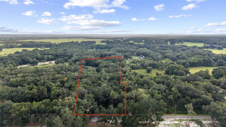 Property Photo:  935 Cr 738E  FL 33597 