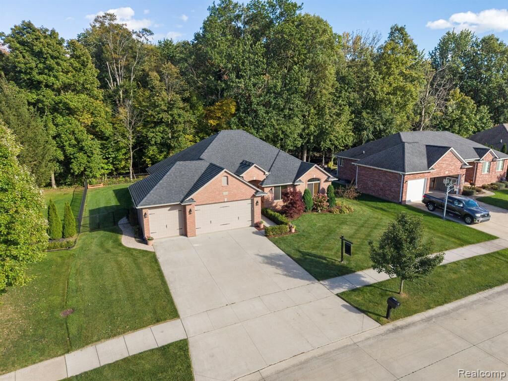 Property Photo: 32830 Kathleen Drive MI 48047 2754