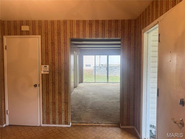 Property Photo: 6322 Sandycreek Drive MO 63033