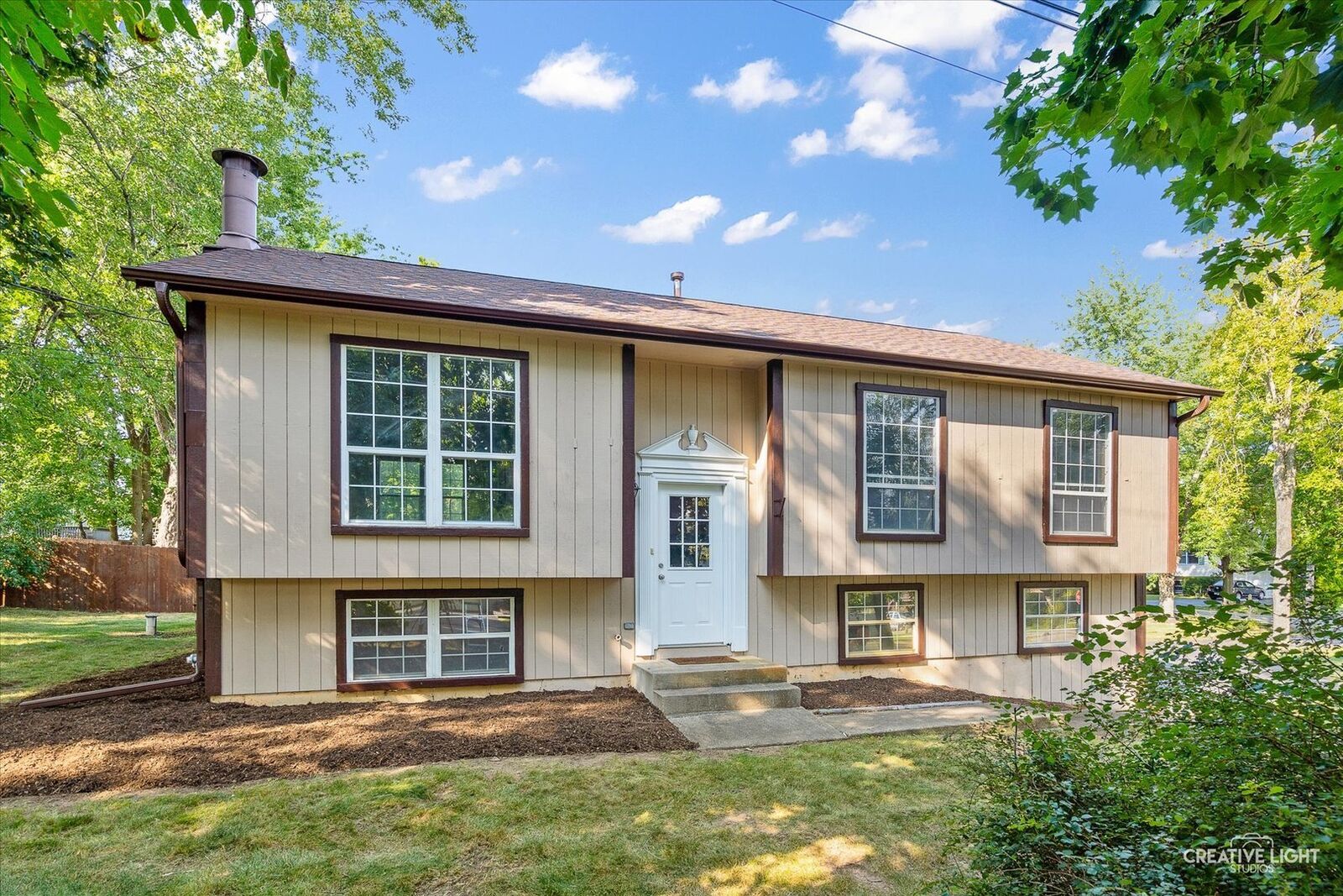 Property Photo:  23726 N Overhill Drive  IL 60047 