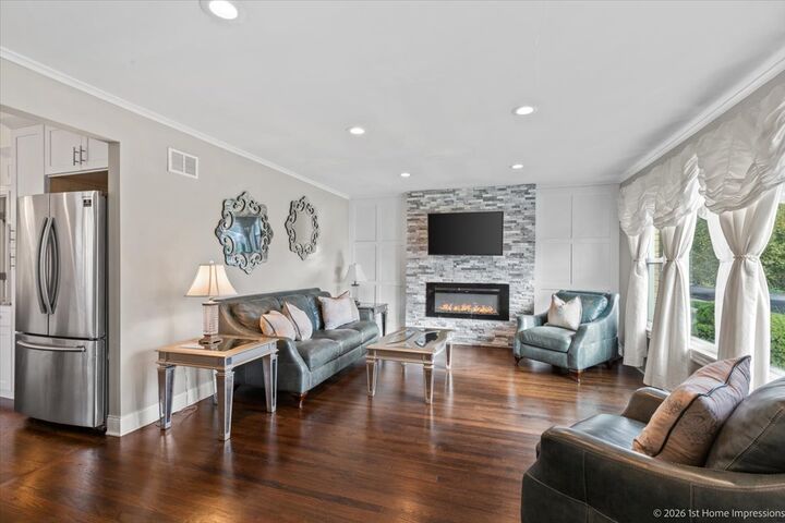 Property Photo:  9120 S Clifton Park Avenue  IL 60805 