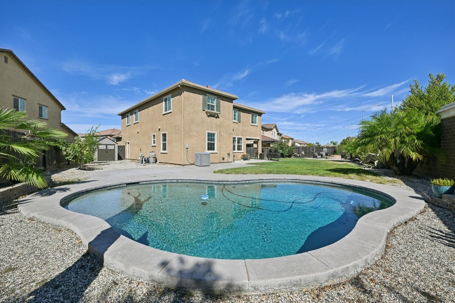 Property Photo: 5081 Maestro Way CA 95747