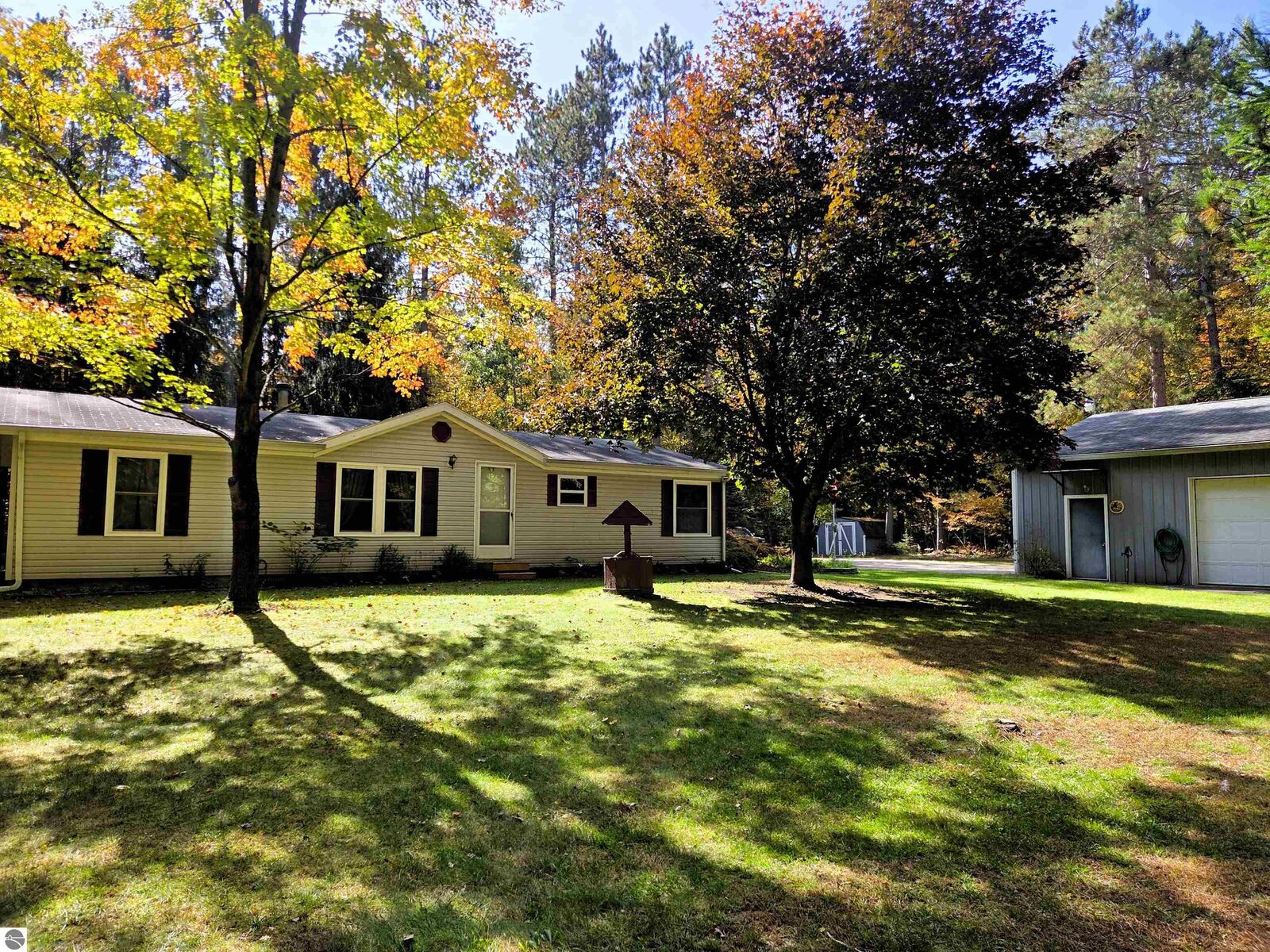 Property Photo:  1990 Winegars Road  MI 48624 