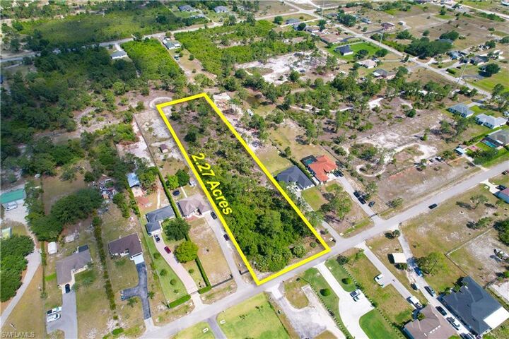 Property Photo: Xxxx 20th St NE FL 34120