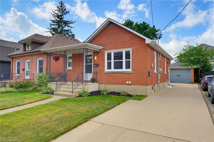 Property Photo:  52 Burwell Street  ON N3T 4T7 