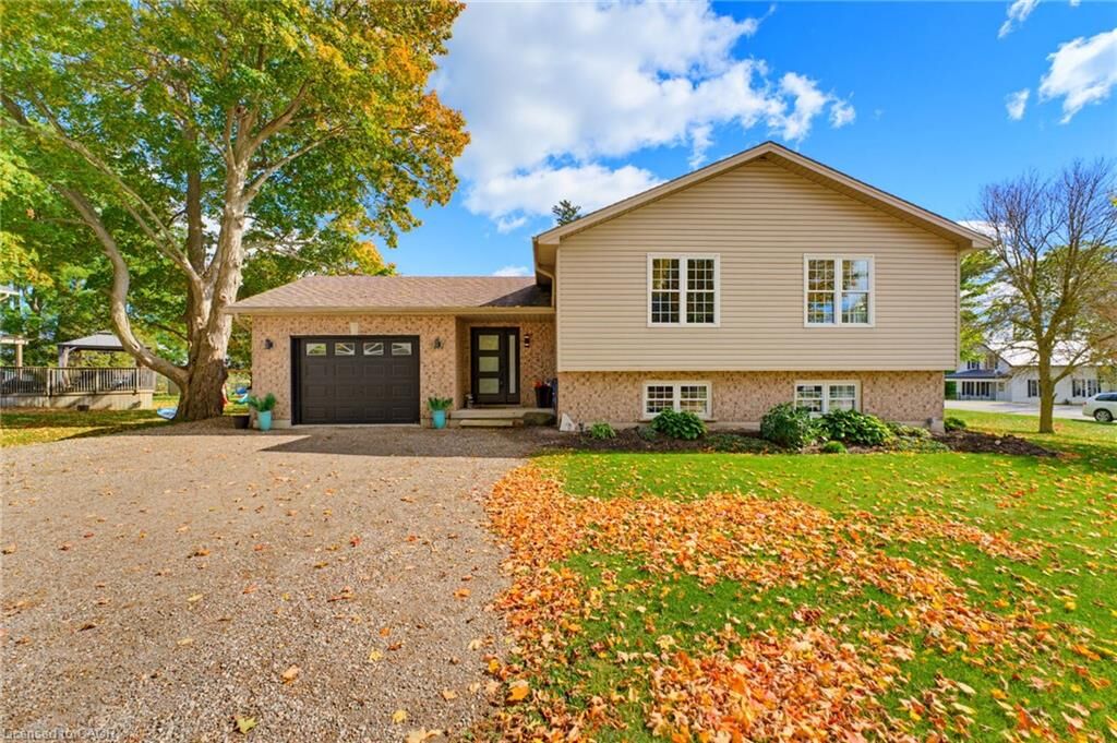 Property Photo:  8103 Road 177  ON N4W 3G8 