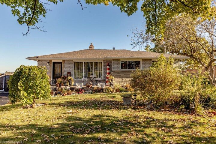 Photo de la propriété:  919 Ridge Road E  ON L8J 2Y4 