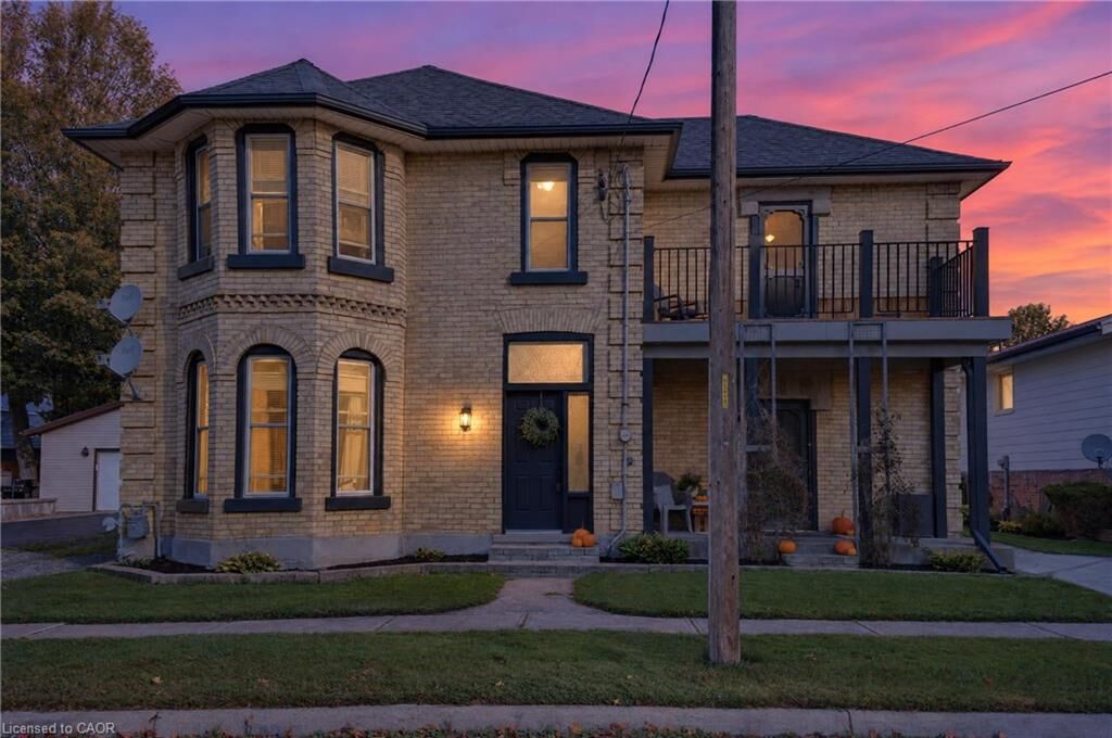 Property Photo:  14 Elgin Street W  ON N0J 1P0 