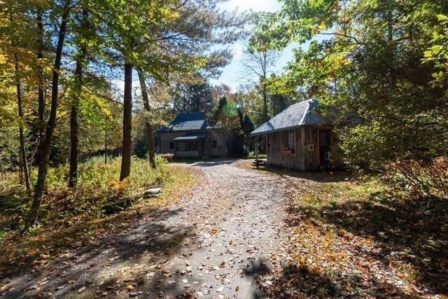 Property Photo:  21 Guard  MA 01098 