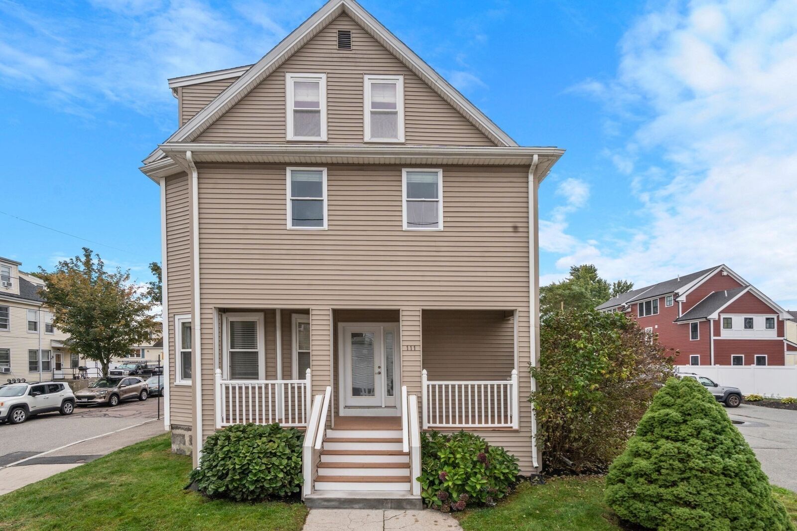 Property Photo:  111 Sumner St 2  MA 02169 