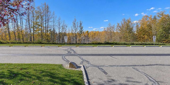 Property Photo: 7014 100 Street 112 AB T8V 7J5
