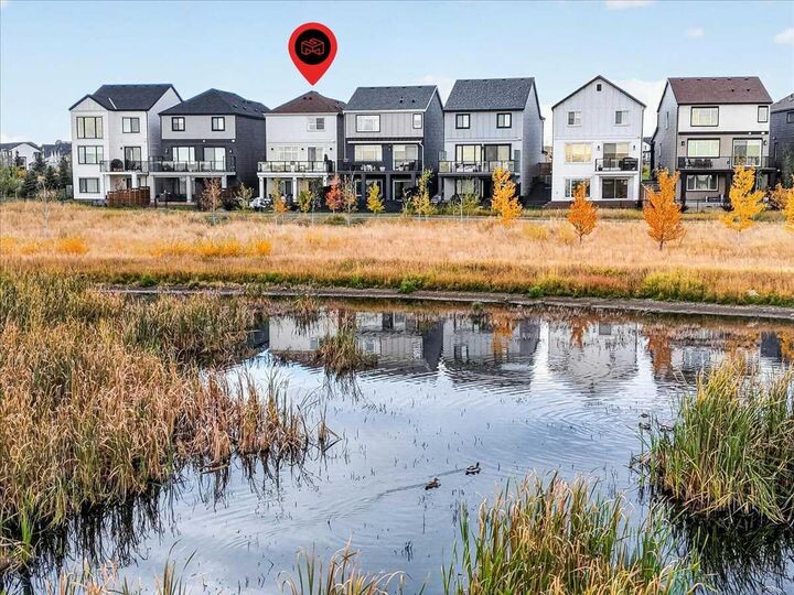 Property Photo:  90 Savoy Landing SE  AB T2S 0G6 