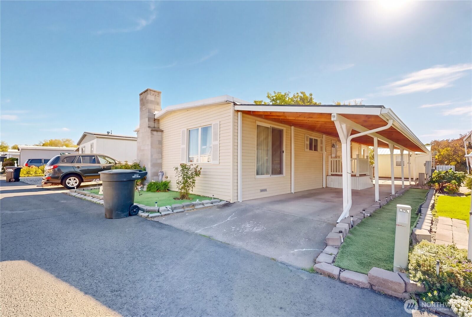 Property Photo: 1341 Brooklyn Drive WA 99362