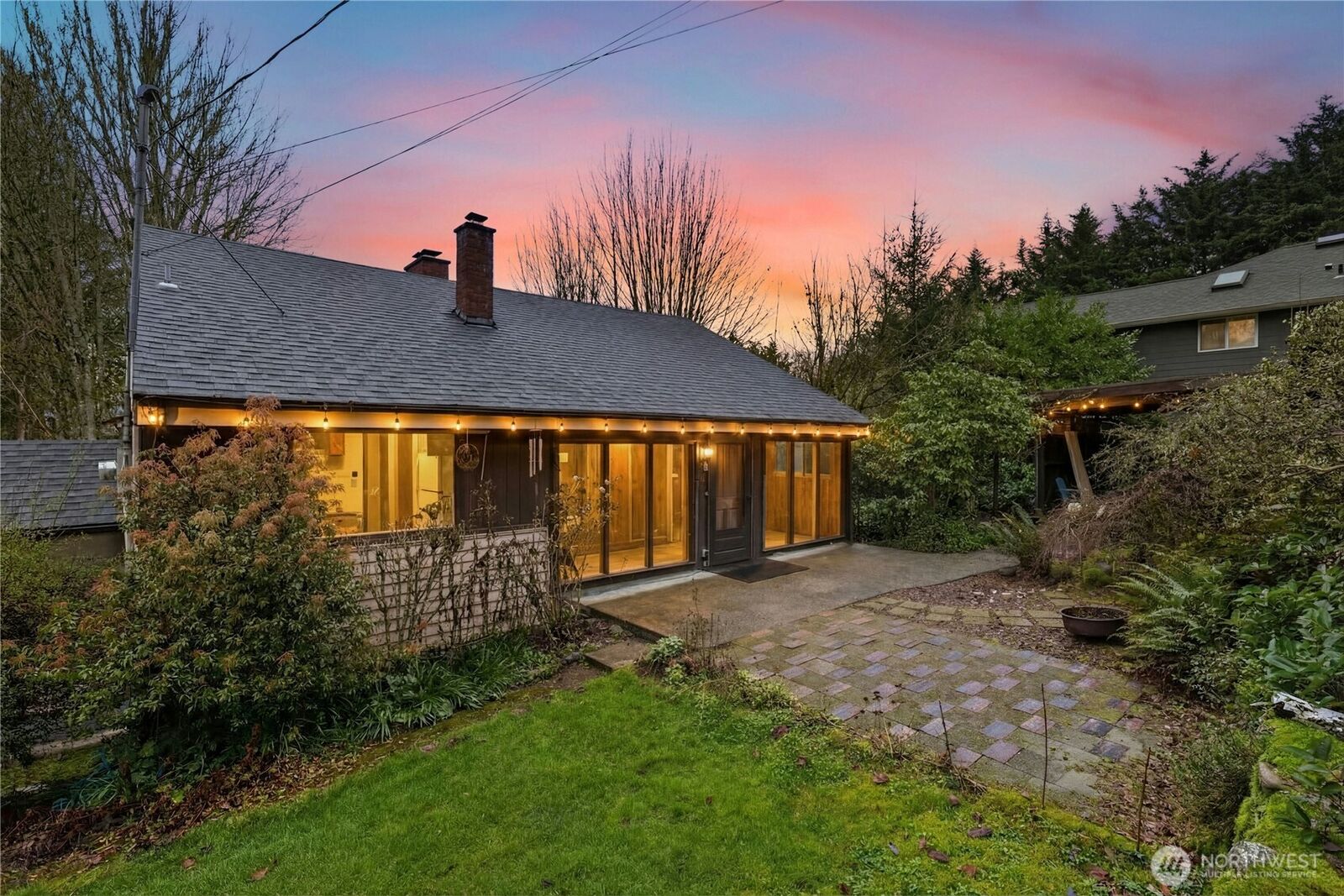 Property Photo: 6526 NE 198th Street WA 98028