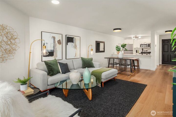 Property Photo:  10501  8th Avenue NE 430  WA 98125 