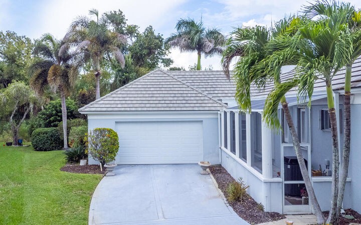 Property Photo:  6815 Cypress Cove Circle  FL 33458 