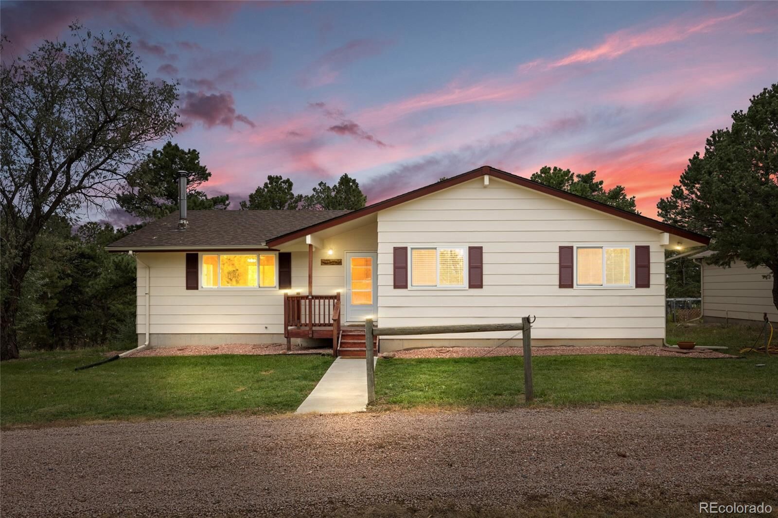 Property Photo:  1845 Buttercup Road  CO 80107 