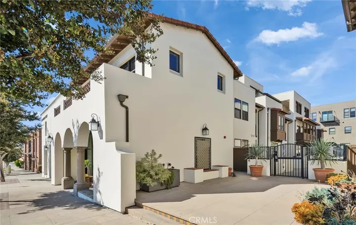 Property Photo: 820 Mission CA 91030