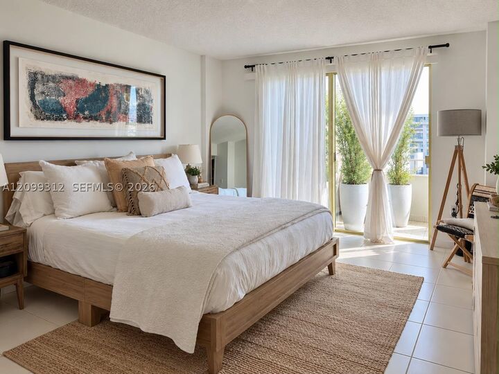Property Photo:  199 Ocean Lane Dr 1111  FL 33149 