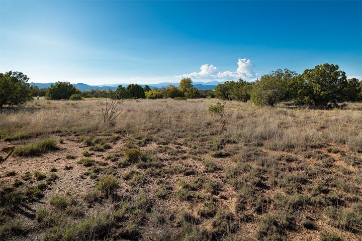 Property Photo: 11 Lookout Lane NM 87506