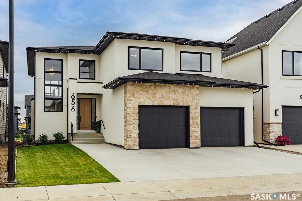 Property Photo:  656 Pepper Bend  SK S7V 1T3 