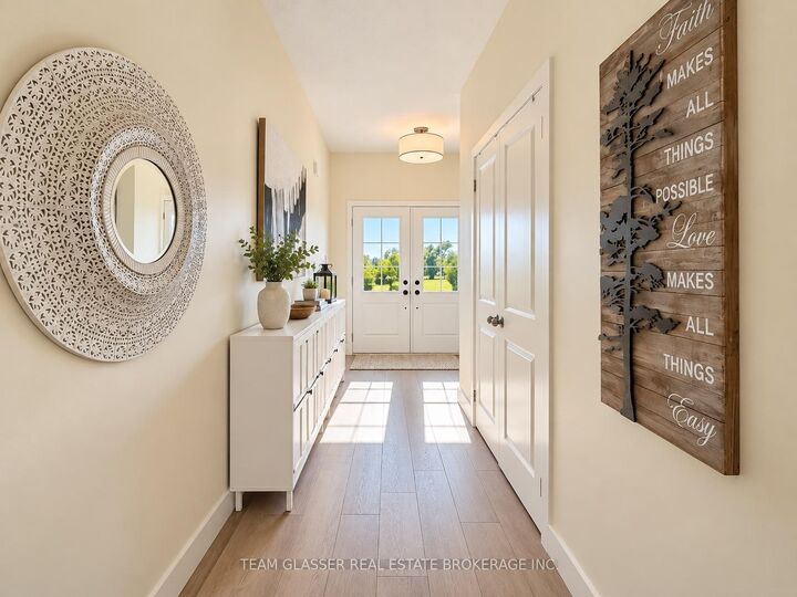 Property Photo:  1421 Twilite Boulevard Main  ON N6G 3R5 