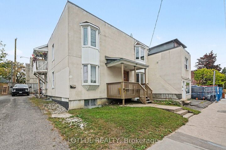 Property Photo:  118 Marier Avenue  ON K1L 5S1 