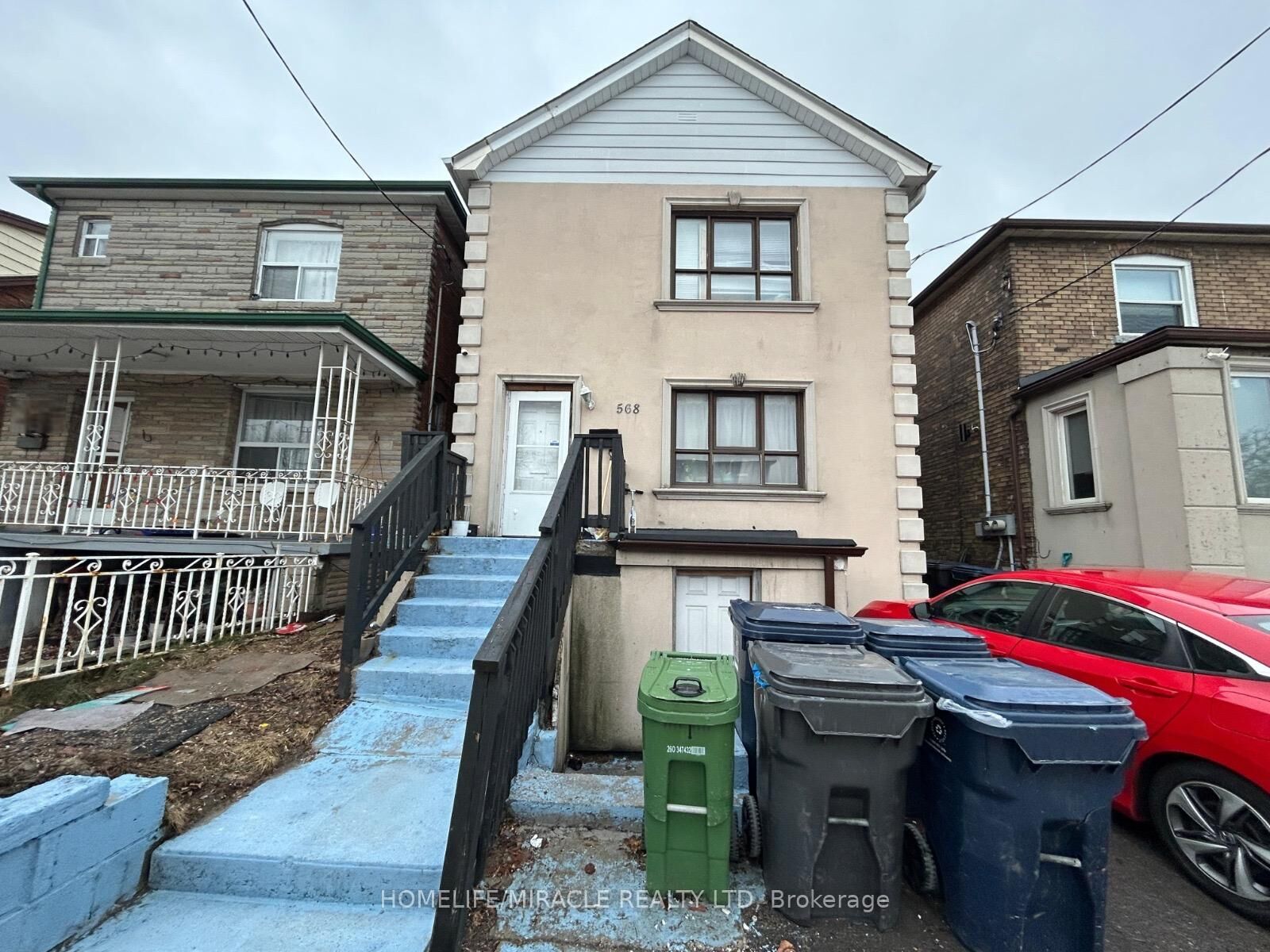 Property Photo:  568 Oakwood Avenue Basement  ON M6E 2X5 