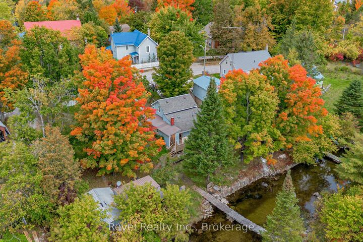 Property Photo:  14 Richmond Street E  ON K0M 2B0 