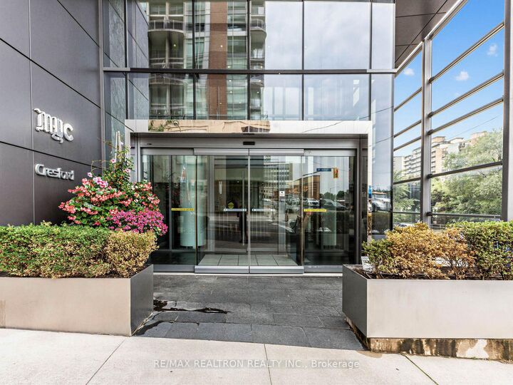 Property Photo:  1815 Yonge Street 407  ON M4T 2A4 