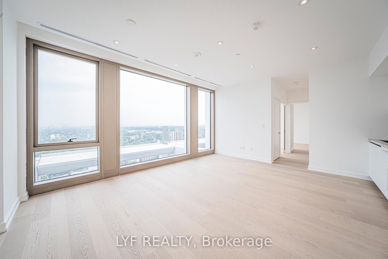 Property Photo:  1315 Bay Street 3002  ON M5R 0E4 