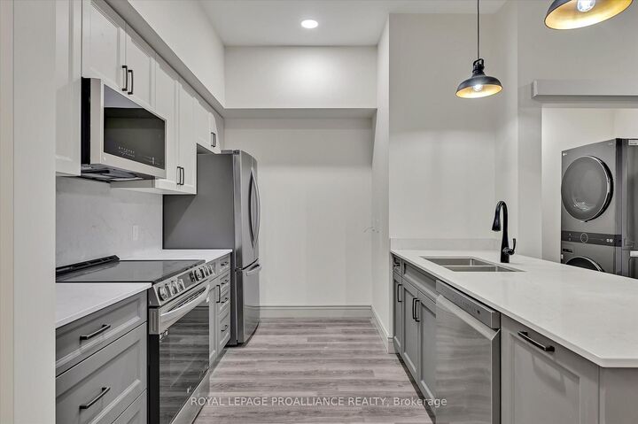 Property Photo:  380 George Street 1A  ON K9H 3R3 