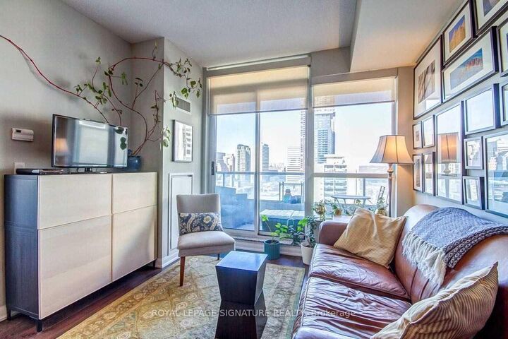 Property Photo:  500 Sherbourne Street 1201  ON M4X 1L1 