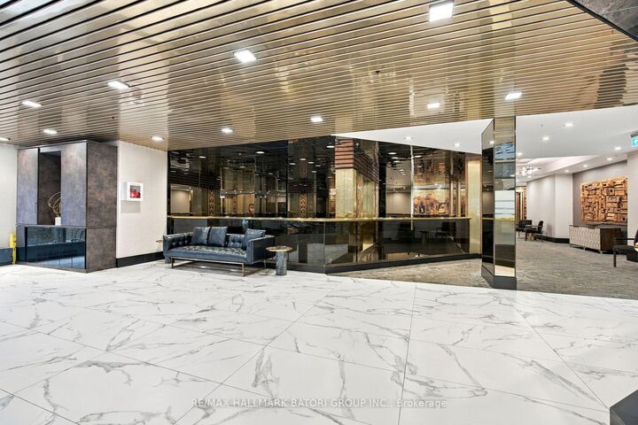 Property Photo: 131 Beecroft Road 309 ON M2N 6G9