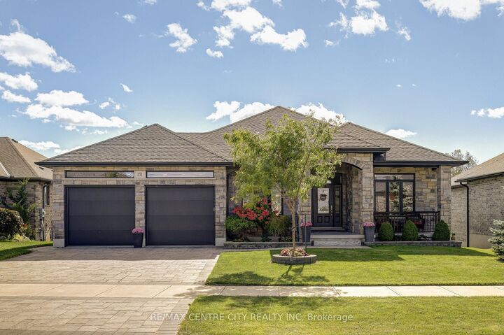 Property Photo:  151 Robin Ridge Drive  ON N0L 1B0 