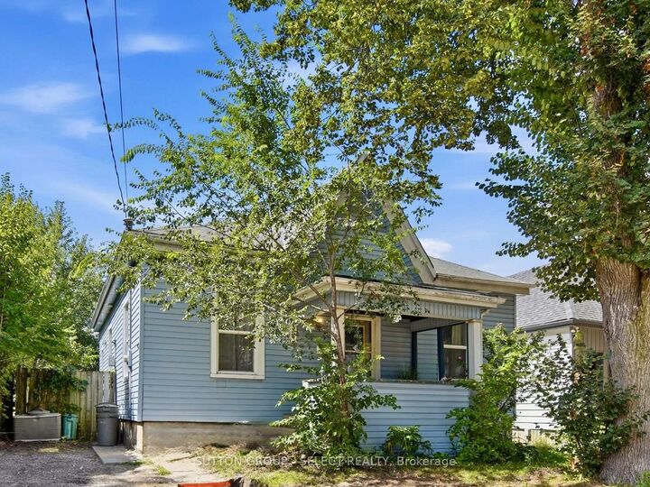 Property Photo:  563 Ontario Street  ON N5W 3X9 