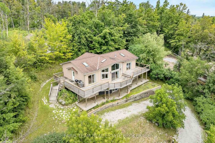 Property Photo: 1858 Woods Bay Road ON L3V 0V7